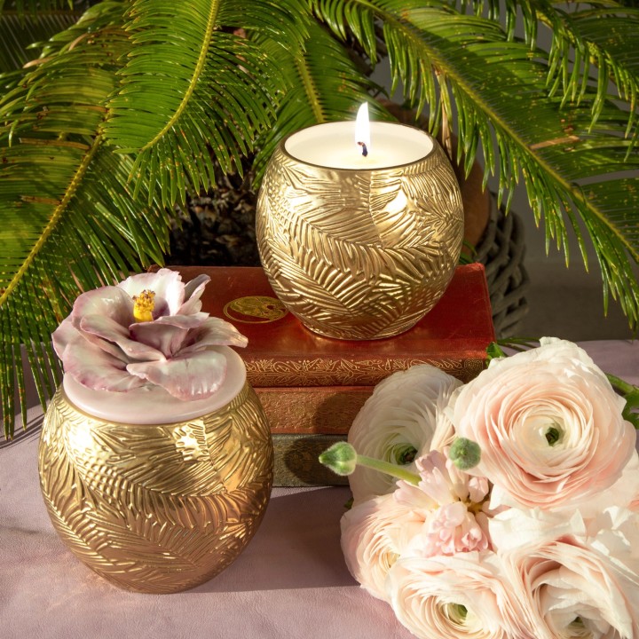 Acapulco Peony Scented Candle - Gold