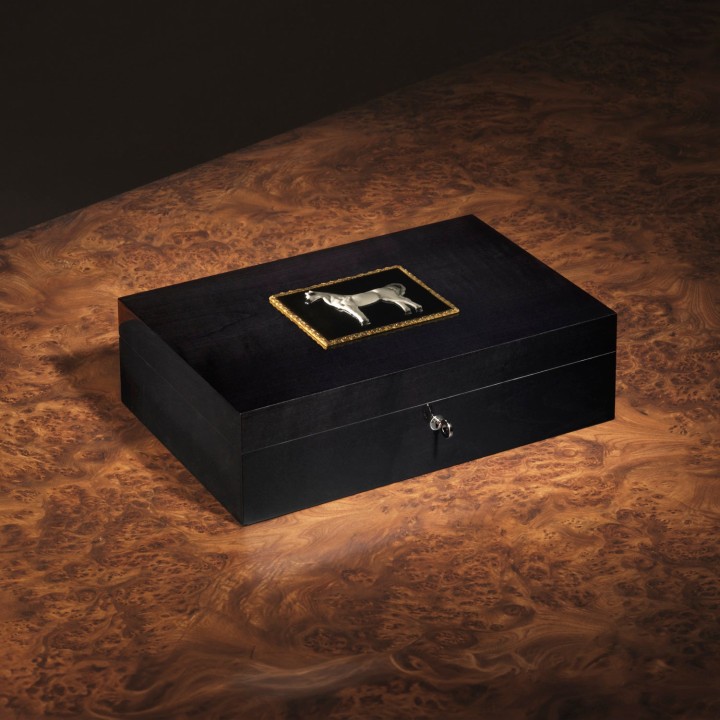 Al Lahab Humidor 110 Cigars - Grey & Gold