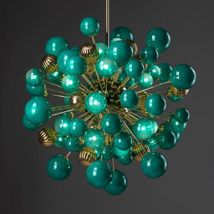 Queen Lady V Chandelier - 32 Lights - Green & Gold